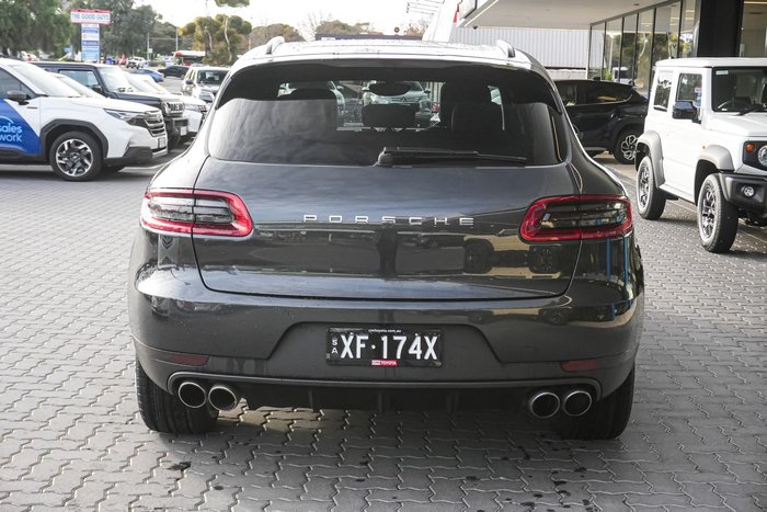 2018 Porsche Macan S