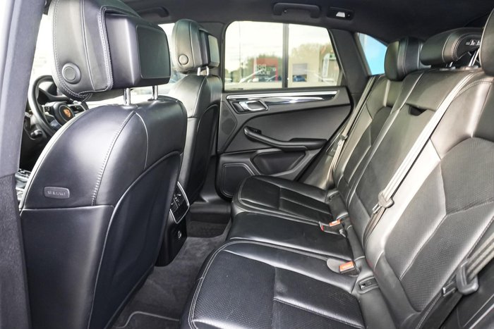 2018 Porsche Macan S
