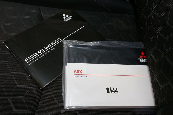 2023 Mitsubishi ASX ES