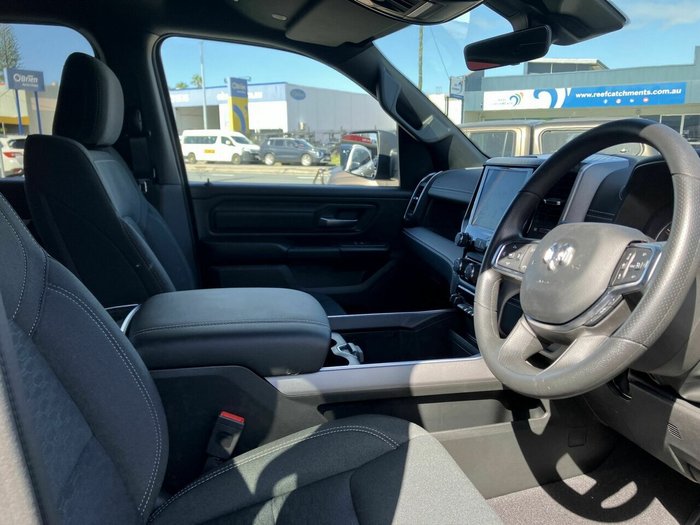 2026 RAM 1500 Express Black Edition Hurricane SO