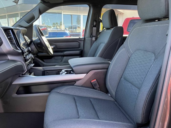 2026 RAM 1500 Express Black Edition Hurricane SO