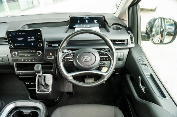 2024 Hyundai STARIA LOAD Crew Van