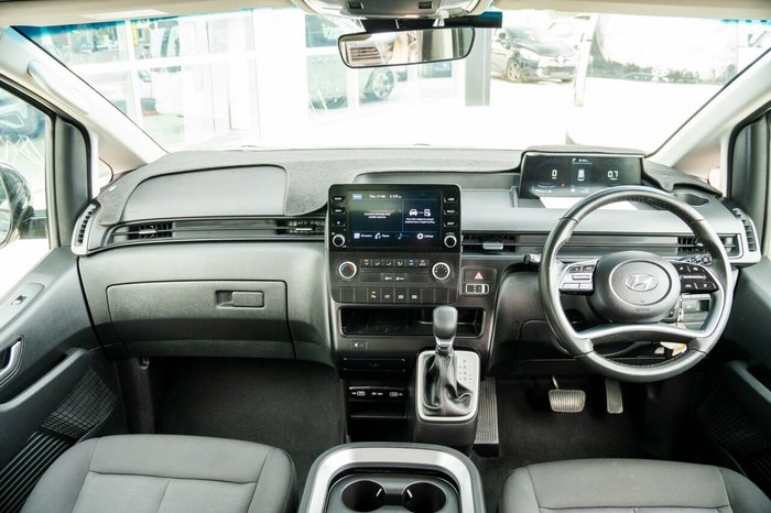 2024 Hyundai STARIA LOAD Crew Van
