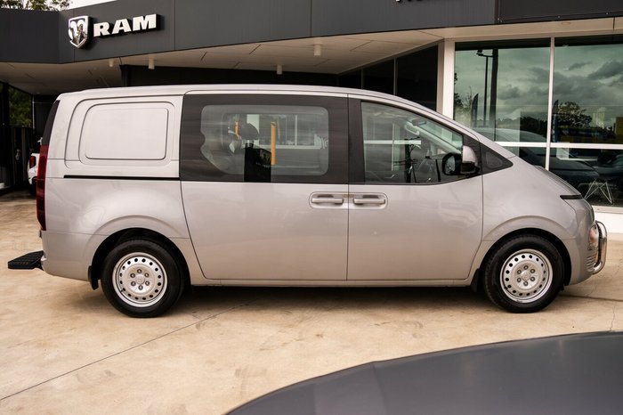 2024 Hyundai STARIA LOAD Crew Van