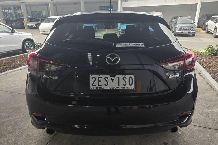 2018 Mazda 3 SP25