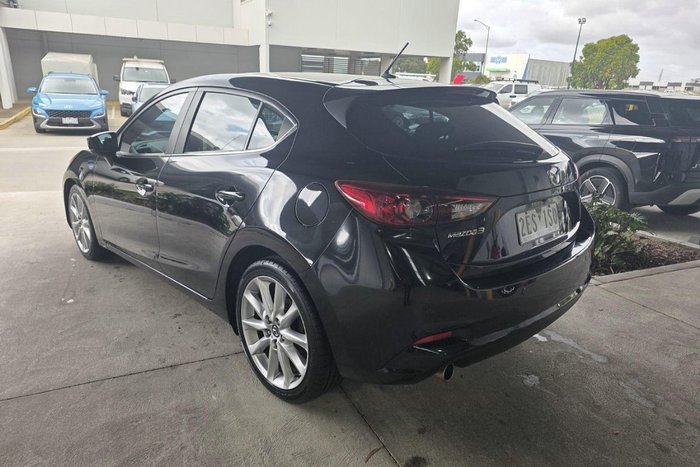 2018 Mazda 3 SP25