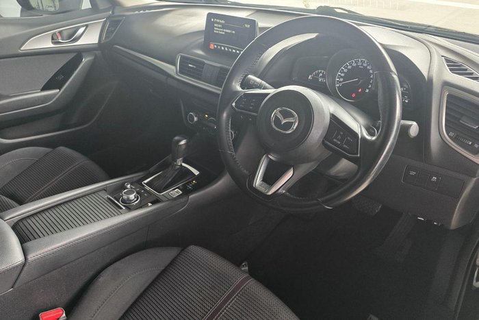 2018 Mazda 3 SP25