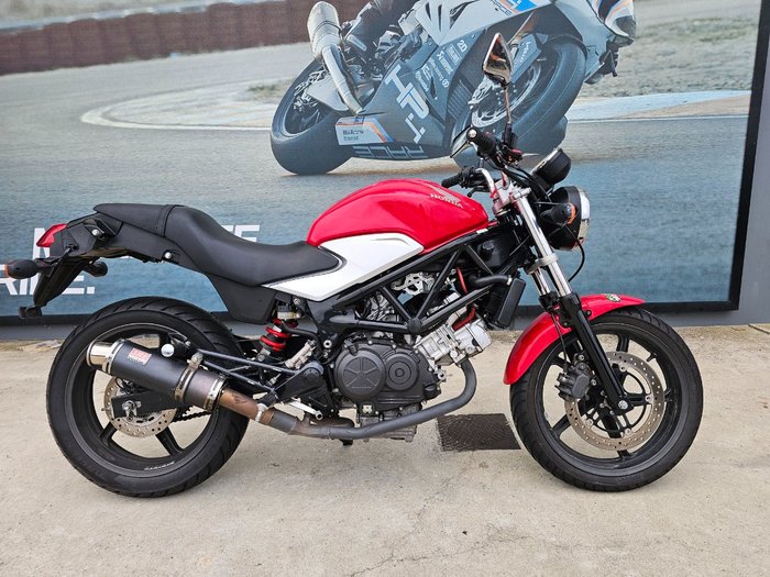 2010 Honda VTR250 (EFI) Red
