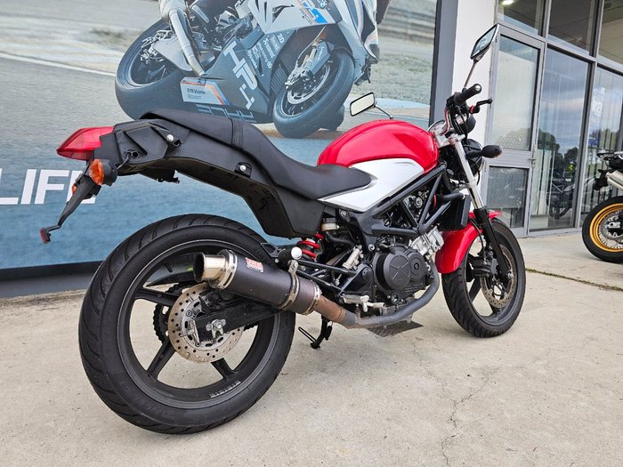 2010 Honda VTR250 (EFI) Red
