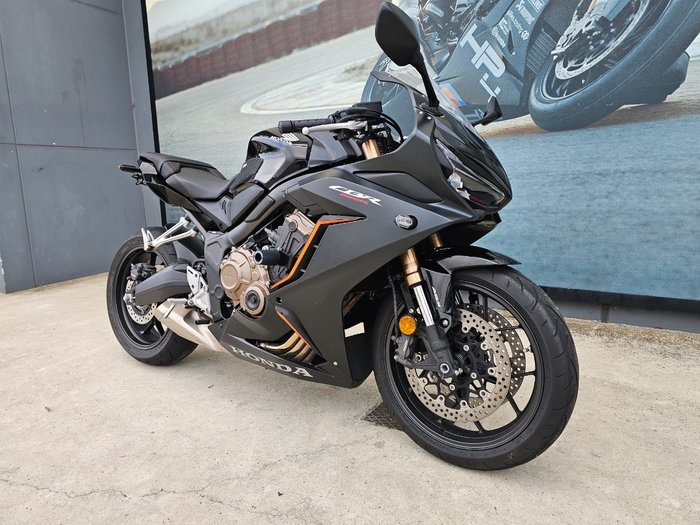 2022 Honda CBR650R Black