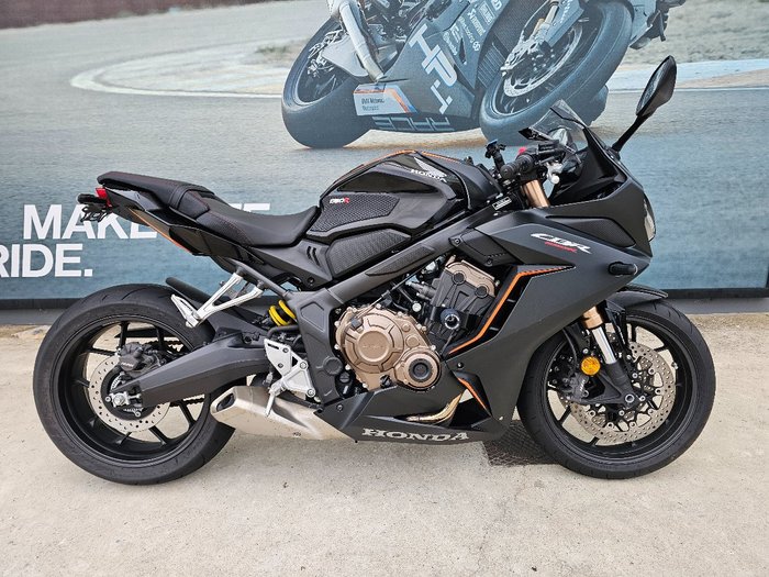2022 Honda CBR650R Black