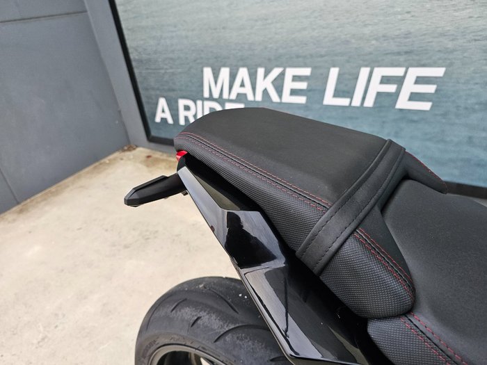 2022 Honda CBR650R Black