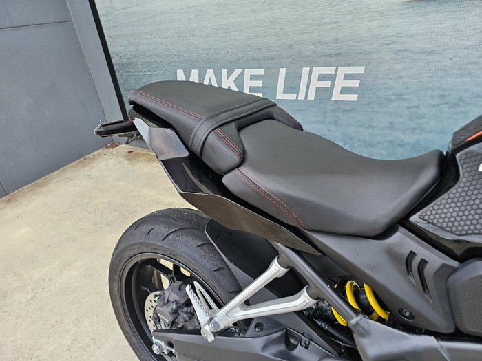 2022 Honda CBR650R Black