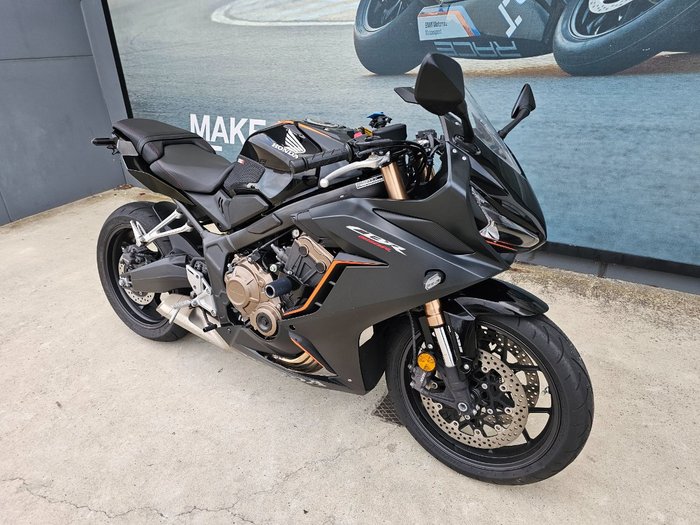 2022 Honda CBR650R Black