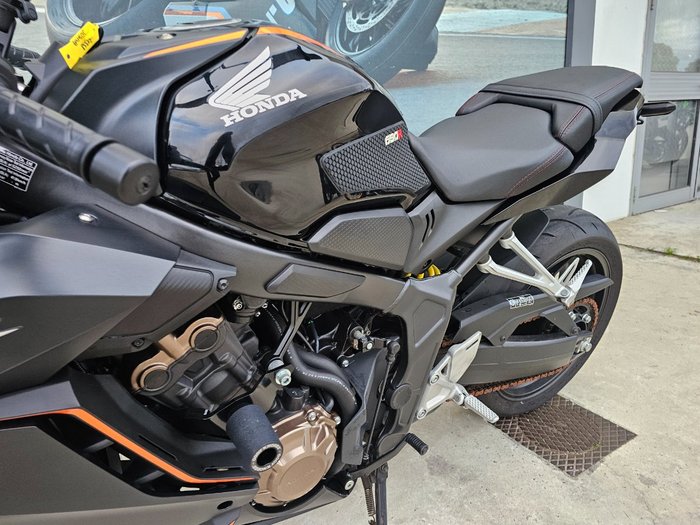 2022 Honda CBR650R Black