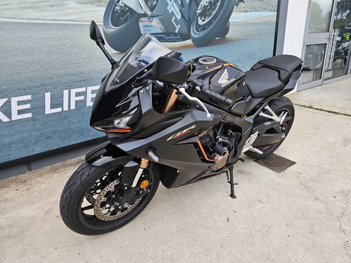 2022 Honda CBR650R Black