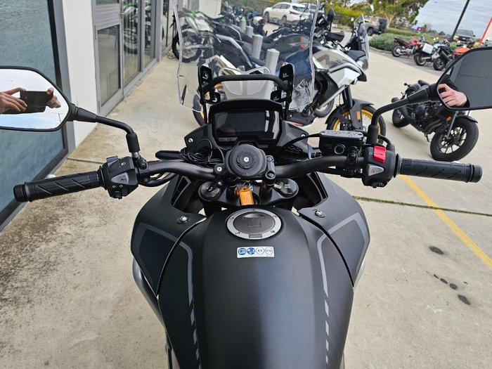 2022 Honda CB500XA (NX500) BLACK & WHITE