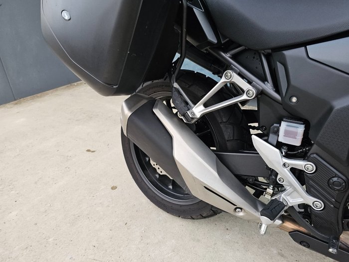 2022 Honda CB500XA (NX500) BLACK & WHITE