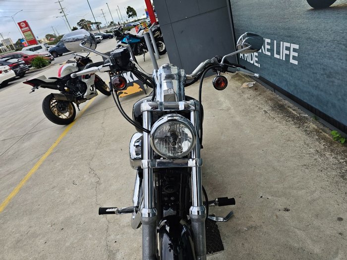 2010 HARLEY-DAVIDSON XL883C SPORTSTER CUSTOM Black