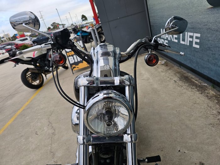2010 HARLEY-DAVIDSON XL883C SPORTSTER CUSTOM Black