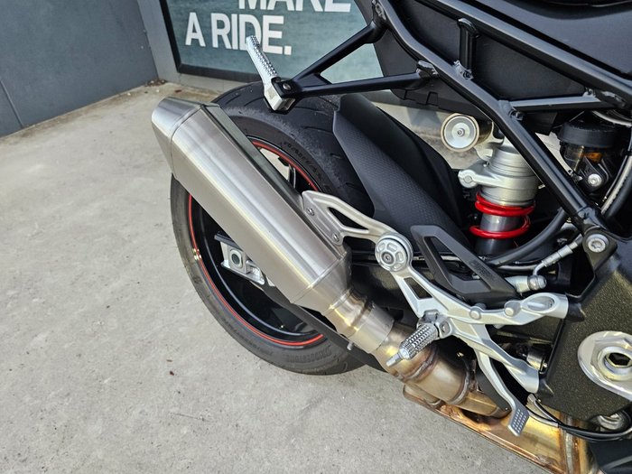 2024 BMW Motorrad S 1000 RR SPORT Red