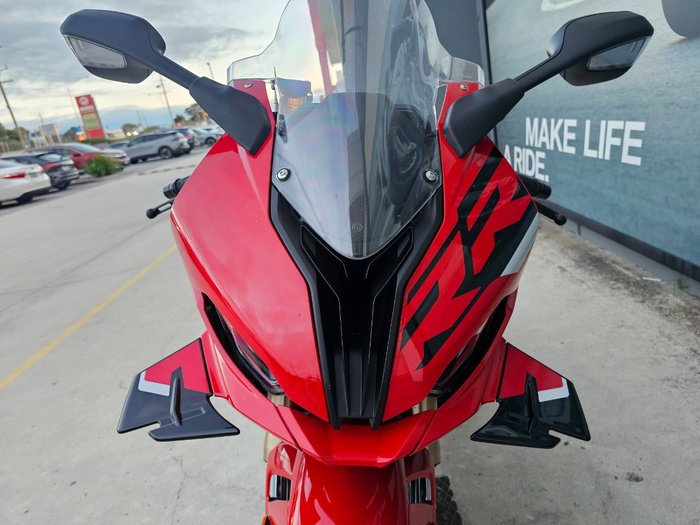 2024 BMW Motorrad S 1000 RR SPORT Red
