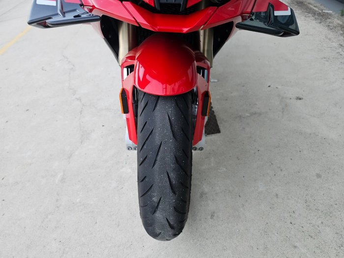 2024 BMW Motorrad S 1000 RR SPORT Red