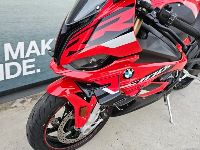 2024 BMW Motorrad S 1000 RR SPORT Red