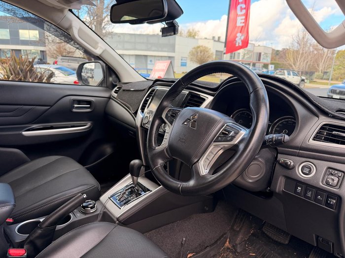 2022 Mitsubishi Triton GLS