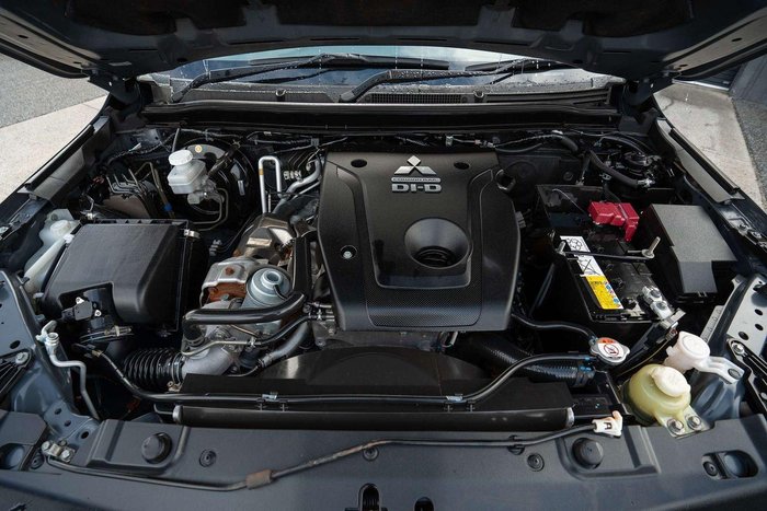 2021 Mitsubishi Pajero Sport GLS