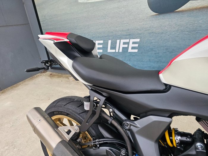 2022 Yamaha YZF-R7LAWGP 60TH ANNIV White