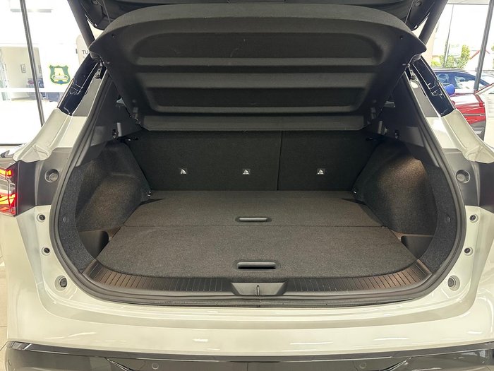 2025 Nissan QASHQAI Ti-L J12 MY25 Pearl White with Onyx Black Roof