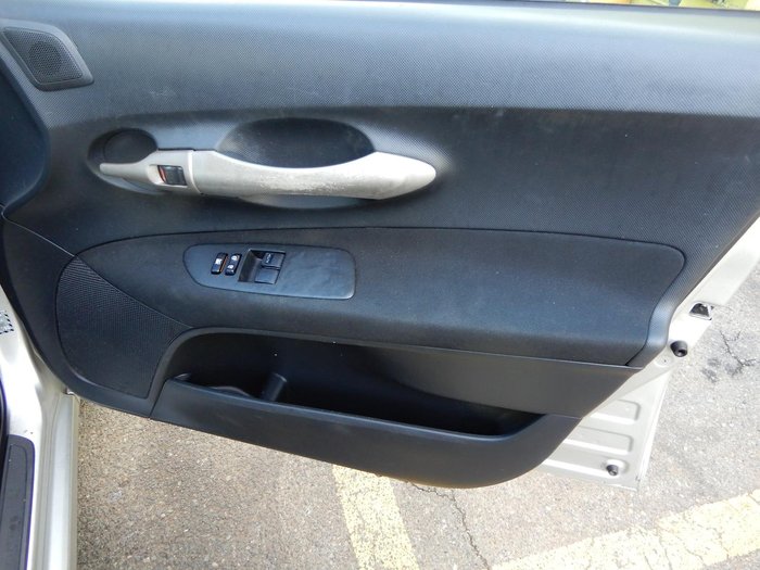 2007 Toyota Corolla Ascent ZRE152R Silver