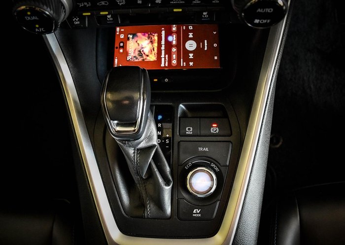 2023 Toyota RAV4 XSE