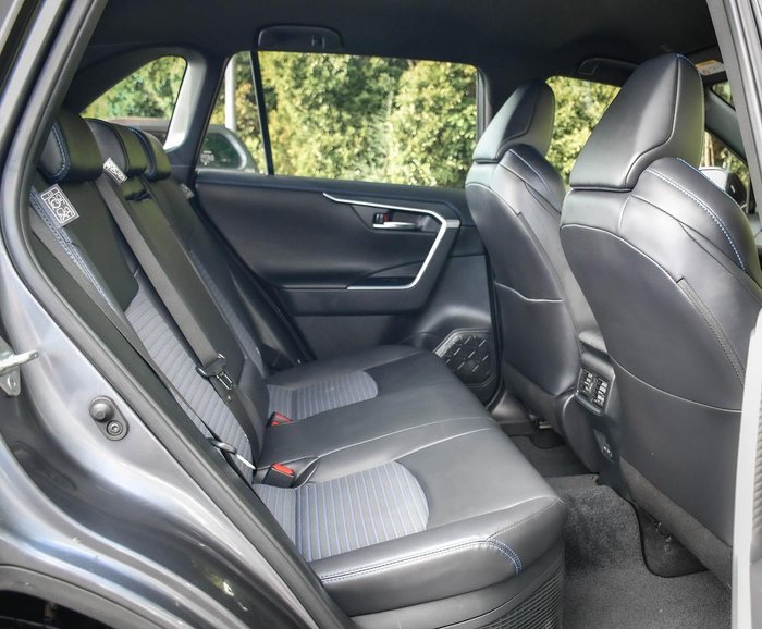 2023 Toyota RAV4 XSE