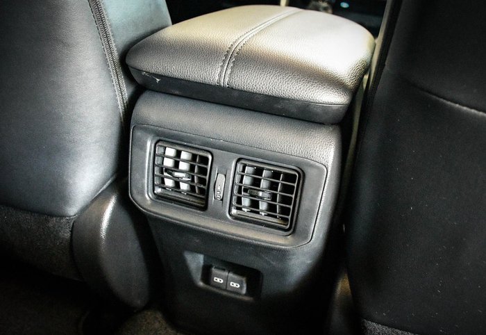 2023 Toyota RAV4 XSE