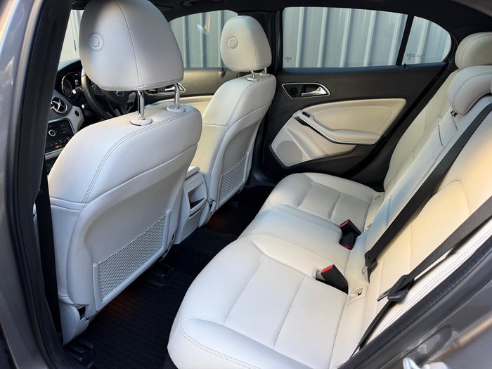 2016 Mercedes-Benz GLA-Class GLA180