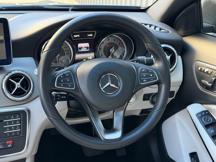 2016 Mercedes-Benz GLA-Class GLA180