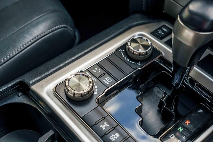 2019 Toyota Landcruiser VX VDJ200R 4X4 Dual Range
