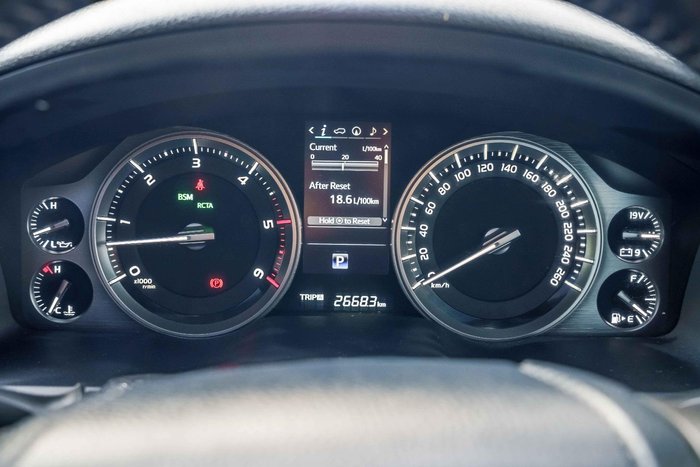 2019 Toyota Landcruiser VX VDJ200R 4X4 Dual Range