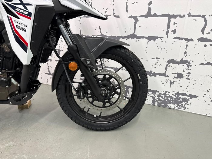 2026 Suzuki V-Strom 250SX V-Strom White