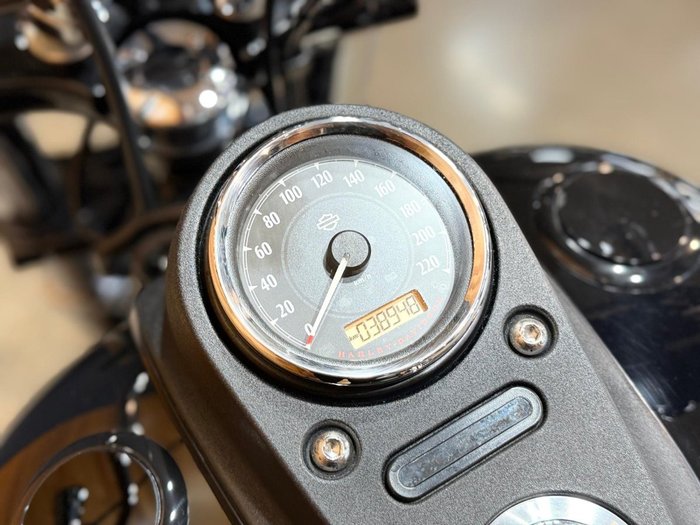 2014 HARLEY-DAVIDSON FXDB STREET BOB