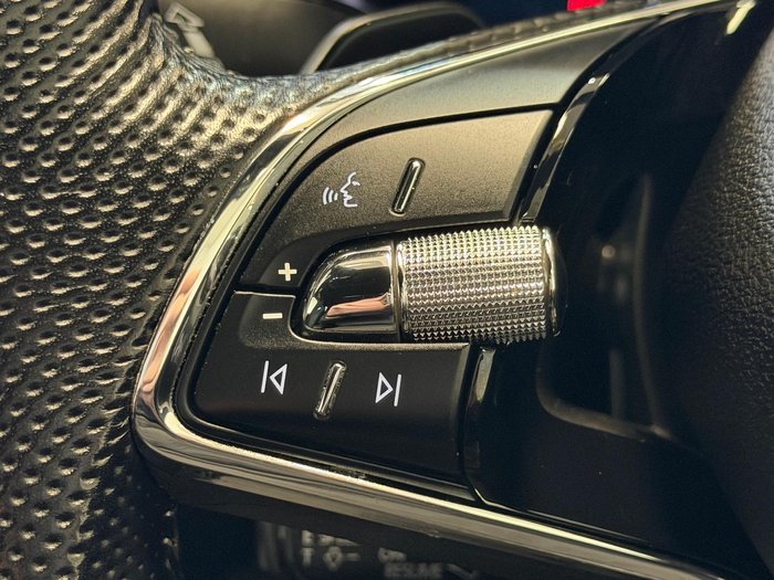2023 SKODA Karoq 140TSI Sportline