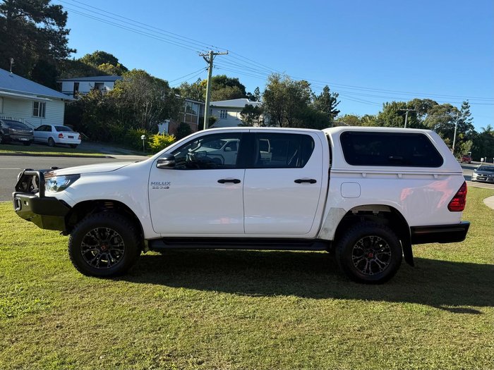 2017 Toyota Hilux SR