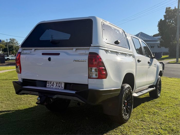 2017 Toyota Hilux SR