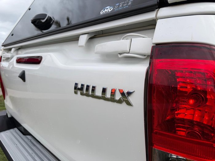 2017 Toyota Hilux SR