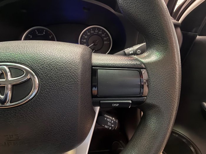 2017 Toyota Hilux SR
