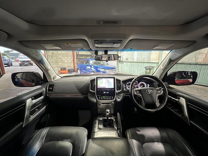 2017 Toyota Landcruiser VX