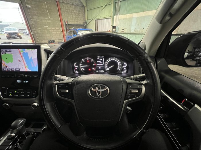 2017 Toyota Landcruiser VX VDJ200R 4X4 Dual Range Merlot Red
