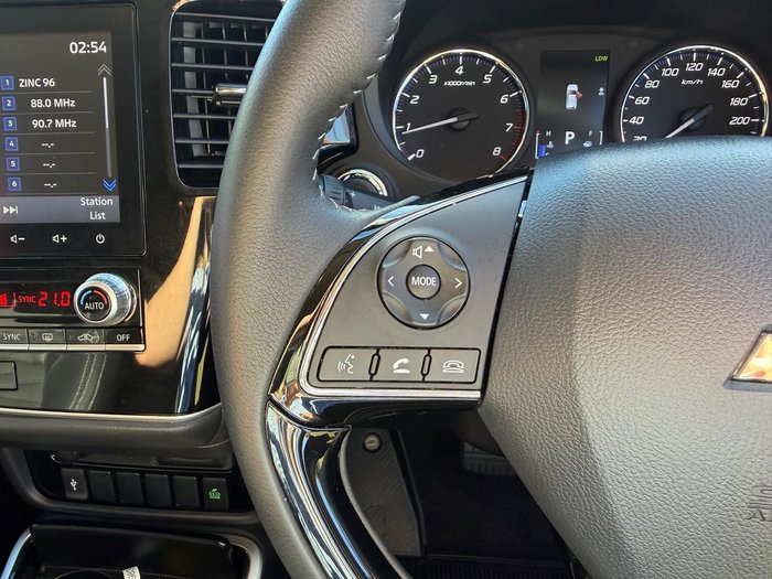 2019 Mitsubishi Outlander LS